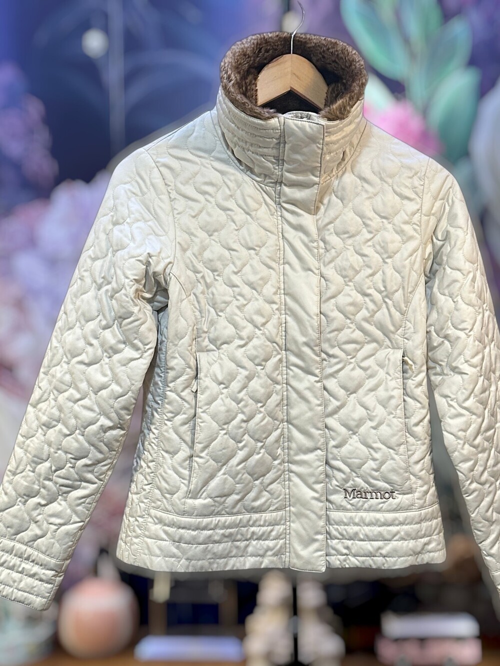 Marmot S Quilted Jacket Gorpcore Faux Fur Collar Insulated Puffer Ivory Zip